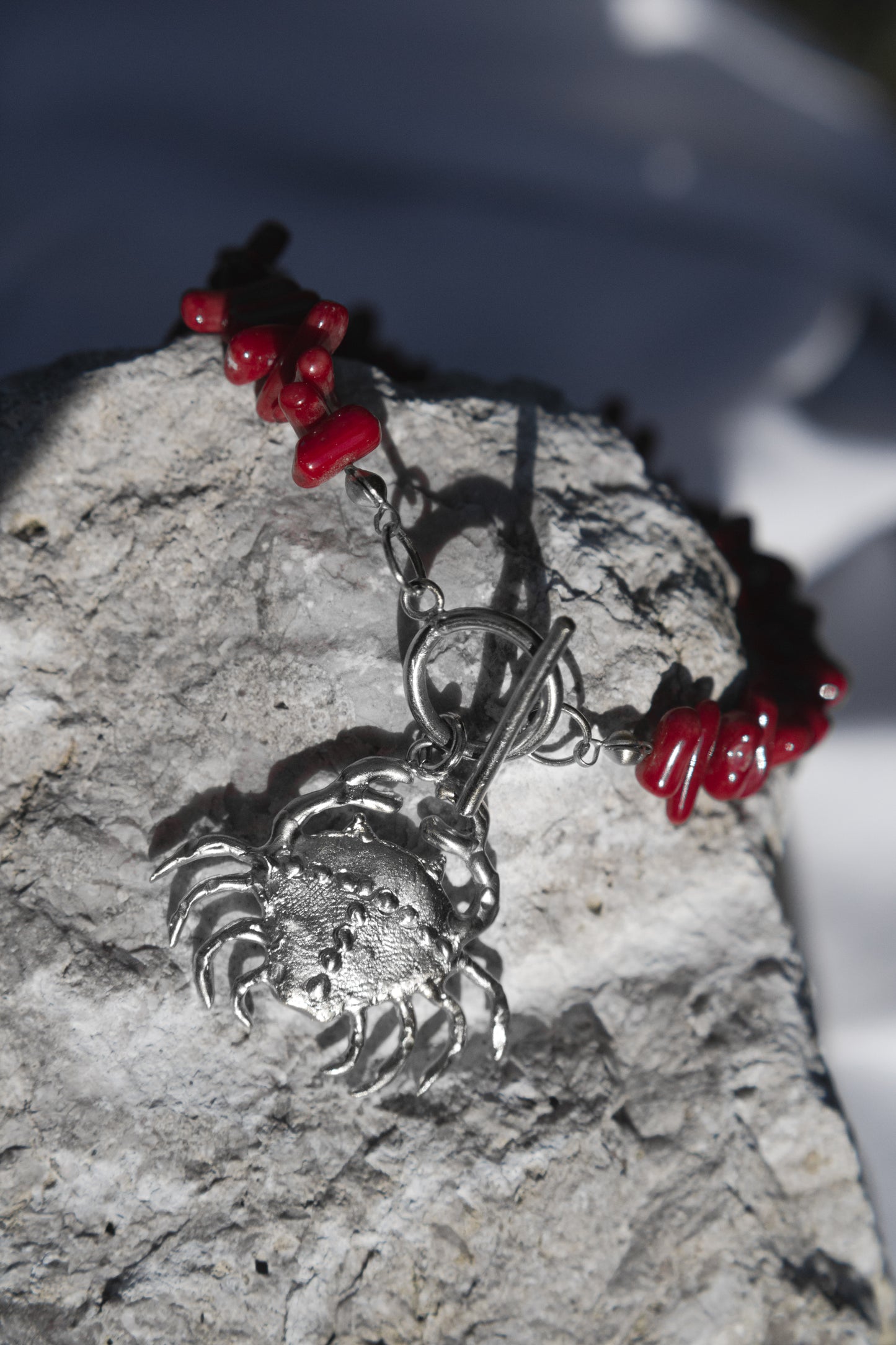 Carcinos Red korall karkötő