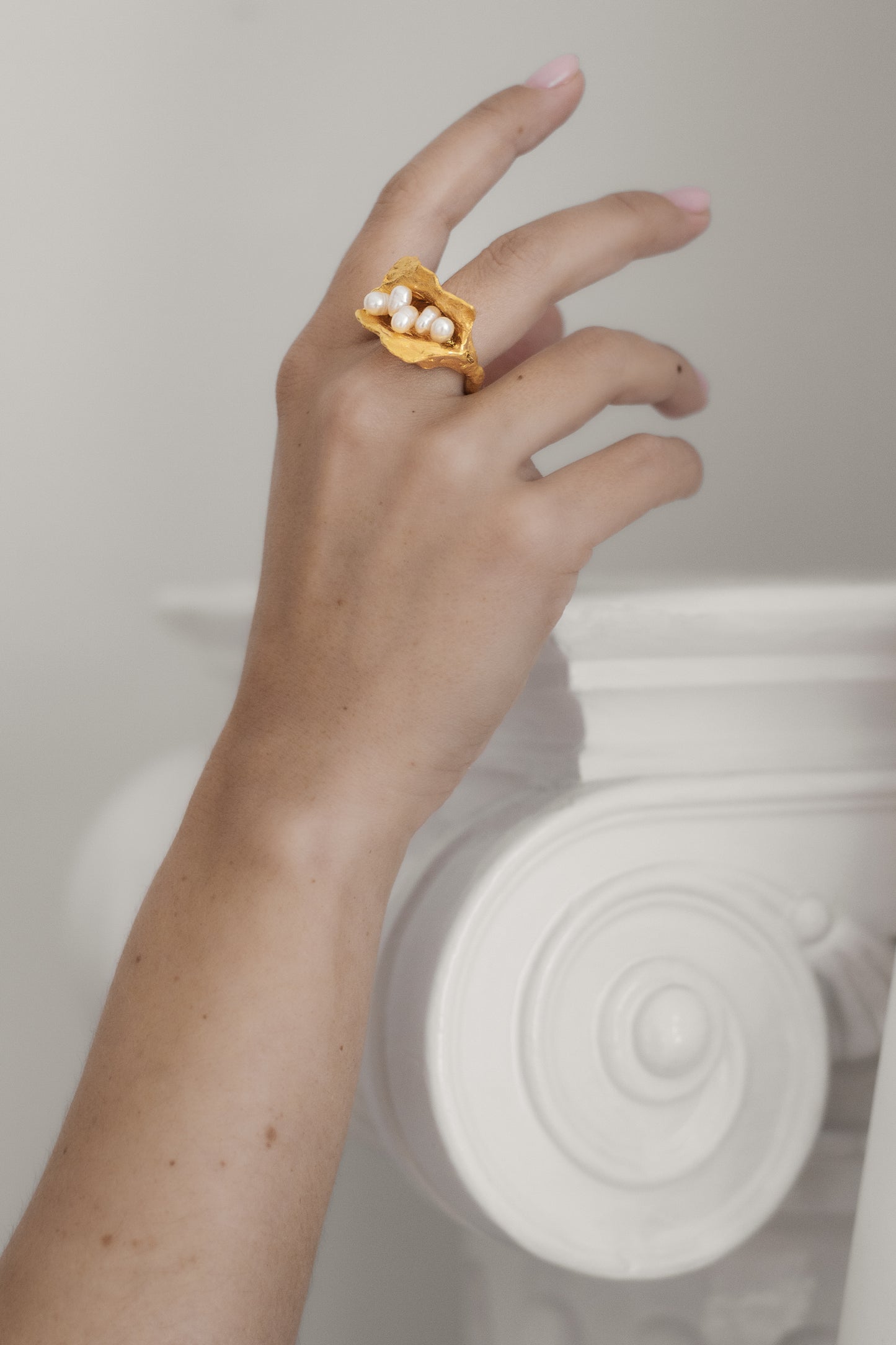 Aphrodite ring