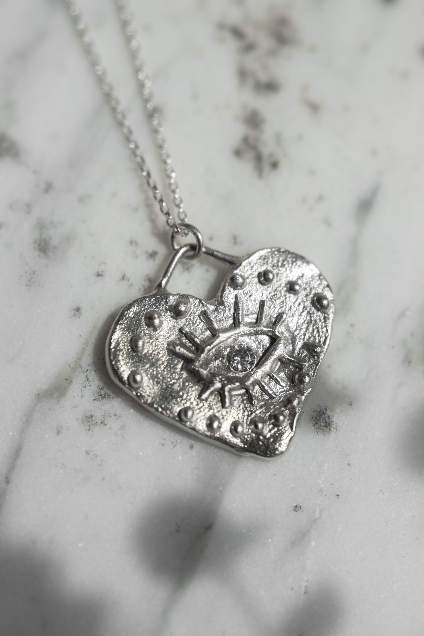 Eros ezüst nyaklánc cirkónia